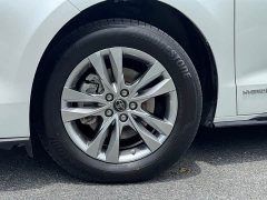 Toyota Sienna 2021 2.5L Hybrid Platinum Edition - ფოტო 20