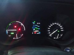Toyota Sienna 2023 2.5L Hybrid Comfort Edition - ფოტო 4