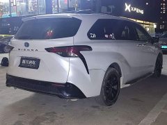 Toyota Sienna 2023 2.5L Hybrid Comfort Edition - ფოტო 9