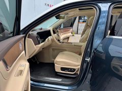 AITO M9 Extended Range Ultra 42kWh 6-Seater - ფოტო 11