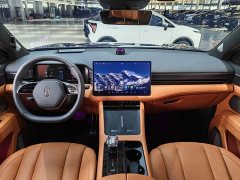 AITO M7 1.5T Intelligent Driving RWD Ultra 5-Seater - ფოტო 9