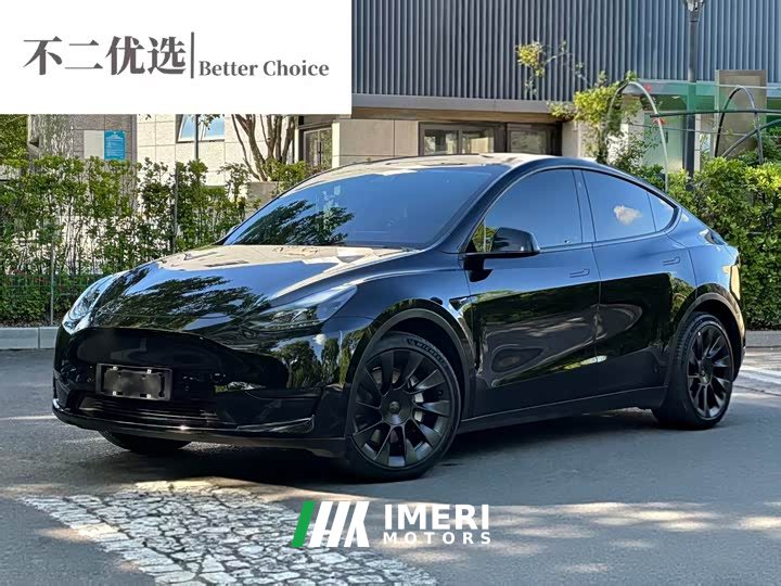 Tesla Model Y Facelift Rear-Wheel Drive