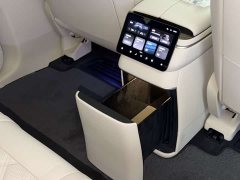 NIO ES8 2026 Seven-Seat Executive Luxury Edition - ფოტო 18