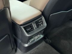 Lexus ES 200 Excellence Edition - ფოტო 17