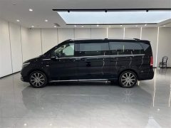 Mercedes-Benz V-Class 2022 V 260 L Long Wheelbase Luxury Edition - ფოტო 4