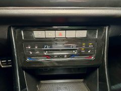 Volkswagen Jetta VS7 280TSI Automatic Gloss Honor Edition - ფოტო 18