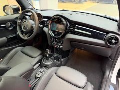 BMW MINI 1.5T COOPER King's Cross Special Edition - ფოტო 7