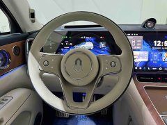 AITO M9 Pure Electric Ultra 6-Seater - ფოტო 15