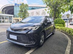 Toyota Sienna 2.5L Hybrid Comfort Edition - ფოტო 1