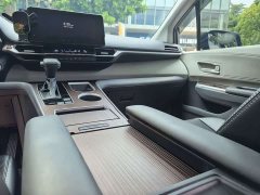 Toyota Sienna 2.5L Hybrid Comfort Edition - ფოტო 19