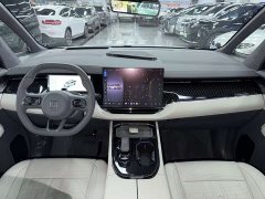 Zeekr Geely Zeekr 009 Seven-Seat Aisle Version AWD 108kWh - ფოტო 16
