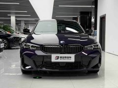BMW 3 Series 330i M Sport Night Edition Package - ფოტო 2