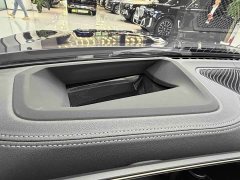 BMW 3 Series 330i M Sport Night Edition Package - ფოტო 9
