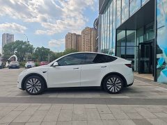 Tesla Model Y 2022 Facelift Rear-Wheel Drive - ფოტო 7