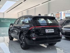 Lincoln Explorer 2.0T AWD Deluxe Hybrid - ფოტო 13