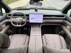 NIO ES8 2026 Six-Seat Executive Luxury Edition - ფოტო 17