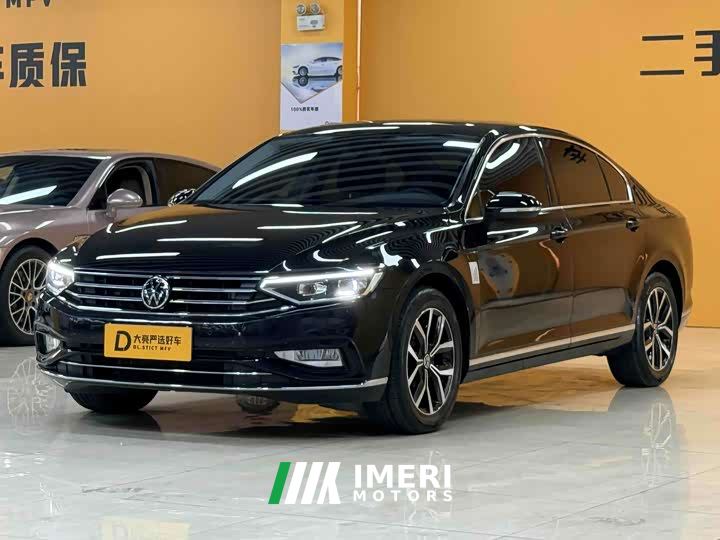 Volkswagen Magotan 330TSI DSG Advance