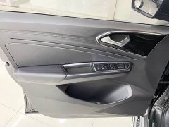 Volkswagen Jetta VS7 1.4T Manual Entry-Level - ფოტო 14
