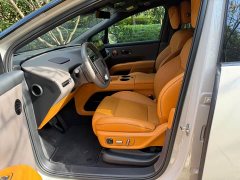 Li Auto i8 Standard Edition - ფოტო 4