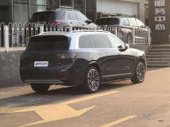 AITO M9 Extended Range Ultra 42kWh 6-Seater - ფოტო 18