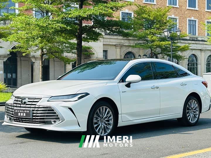 Toyota Avalon Hybrid 2.0L Luxury