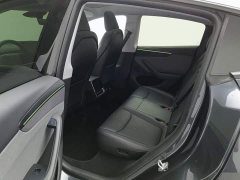 Tesla Model Y Rear-Wheel Drive - ფოტო 15