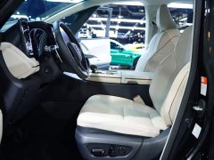 Lexus LM 500h Six-Seat Premium Edition - фото 15