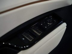 Lexus LM 500h Six-Seat Premium Edition - фото 19