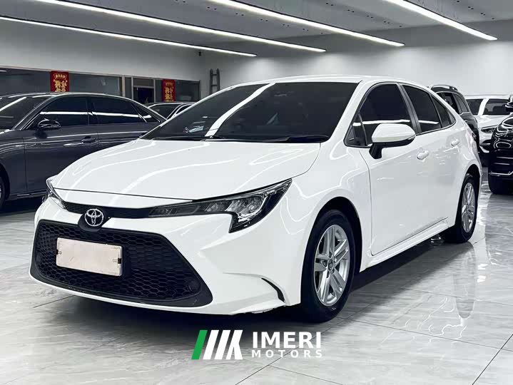 Toyota Corolla 1.8L CVT Base - ავტომობილი ჩინეთიდან