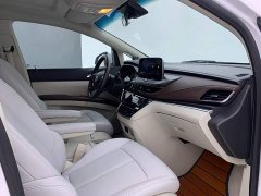 Buick GL8 Land Business Class Smart Edition - ფოტო 16