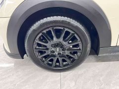 BMW MINI 2023 1.5T ONE 5-Door - ფოტო 20