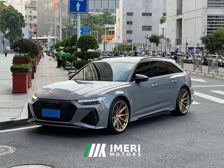 Audi RS 6 RS 6 4.0T Avant