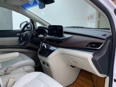 Buick GL8 Land Business Class Smart Edition - ფოტო 14