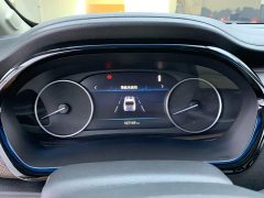 Buick GL8 Land Business Class Smart Edition - ფოტო 15