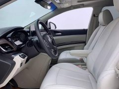 Buick GL8 Land Business Class Smart Edition - ფოტო 8