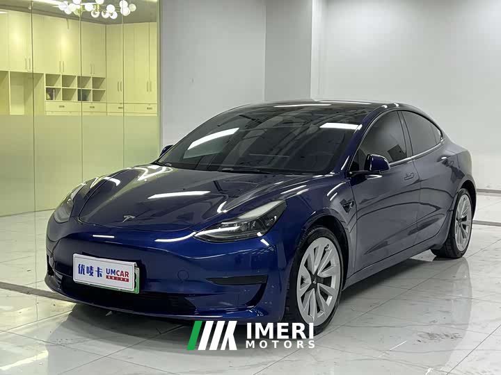 Tesla Model 3 Rear-Wheel Drive