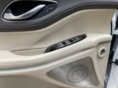 Voyah Lantu Dreamchaser PHEV AWD Luxury Qiankun Edition - ფოტო 7