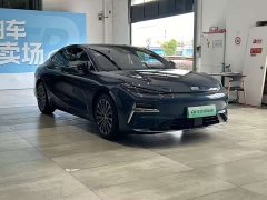 Geely Galaxy Xingyao 8 130km EM-P Explorer Edition - ფოტო 3