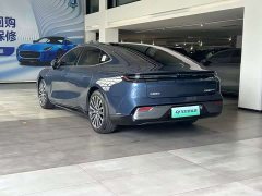 Geely Galaxy Xingyao 8 130km EM-P Explorer Edition - ფოტო 9