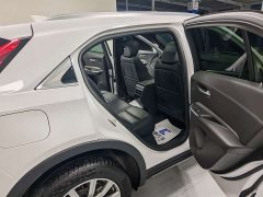 Cadillac XT4 28T FWD Luxury - ფოტო 10