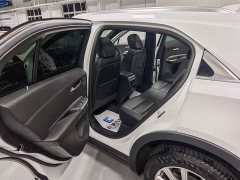 Cadillac XT4 28T FWD Luxury - ფოტო 9