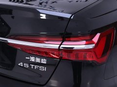 Audi A6L Facelift 40 TFSI Luxury Sport - ფოტო 9
