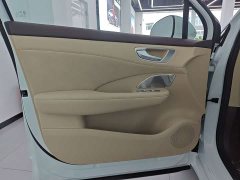 SAIC Shangjie H5 2025 Extended Range Pro - ფოტო 16
