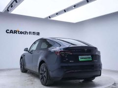 Tesla Model Y Rear-Wheel Drive - ფოტო 11
