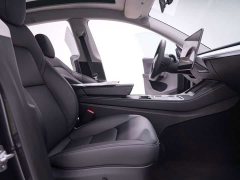 Tesla Model Y Rear-Wheel Drive - ფოტო 20