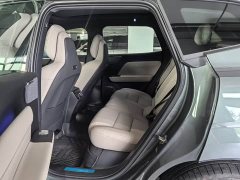 Volvo XC70 Plug-in Hybrid 2026 Two-Wheel Drive Long Range Core - ფოტო 6