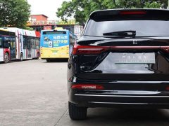 AITO Blue Electric E5 PLUS 2025 165km Extended Range Travel Custom Edition 7-Seater - ფოტო 15