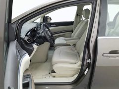 Buick GL8 2023 Land Business Class Comfort Edition - ფოტო 10