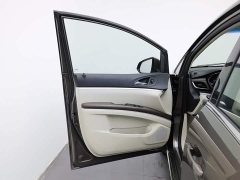 Buick GL8 2023 Land Business Class Comfort Edition - ფოტო 8