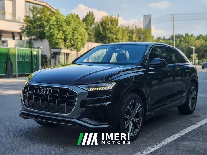 Audi Q8 2022 55 TFSI Luxury Sport - ავტომობილი ჩინეთიდან